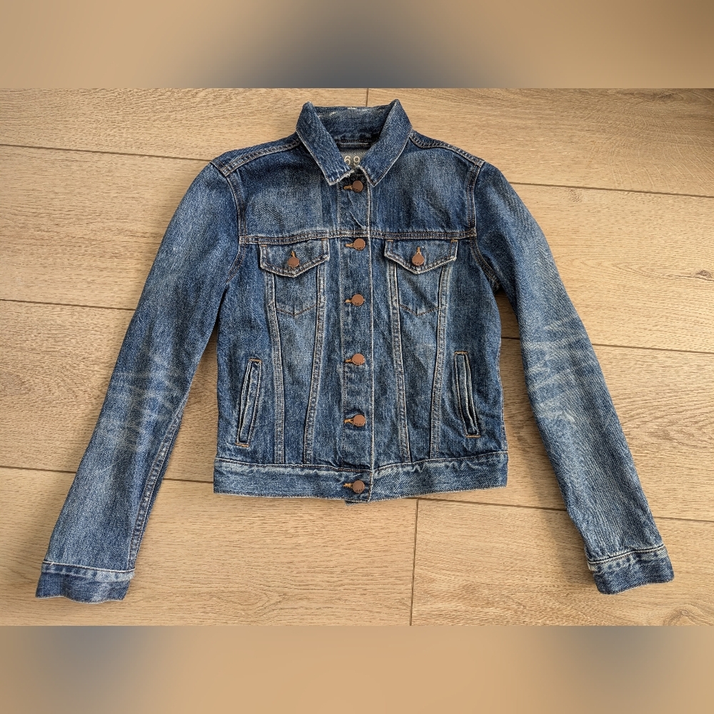 1969 Gap Jean Jacket Womens XS 100% Cotton, Closet Staple, Classic, Minimalist